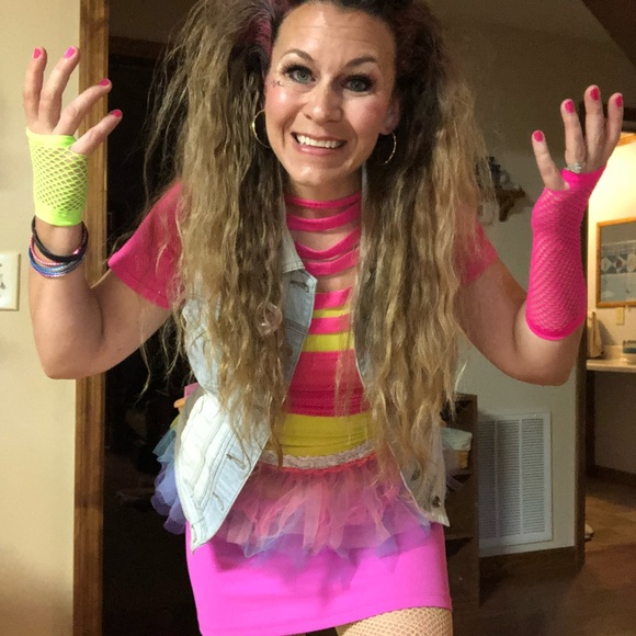 LIVE Closet Sale and Share Show! - Picture 3 of 15